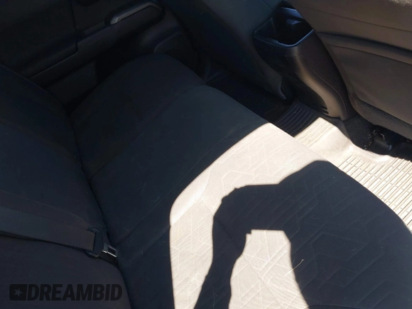 2016 Toyota Tacoma SR with VIN 3TMCZ5AN0GM003224, listed as a IAAI auction lot 42289910 with 140,899 mi miles and . Bid and sale history available at DreamBid. Image 8.