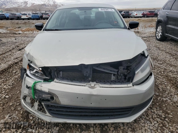 2011 Volkswagen Jetta Sedan S with VIN 3VW2K7AJ4BM086803, listed as a Copart auction lot 84298714 with 189,687 mi miles and Salvage Title. Bid and sale history available at carsss.com. Image 5.