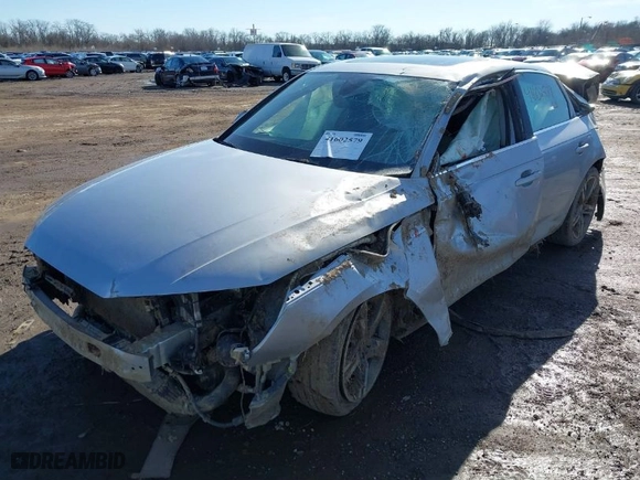 2018 Audi A4 Premium Plus with VIN WAUENAF44JA072366, listed as a IAAI auction lot 41602579 with 1 mi miles. Bid and sale history available at carsss.com. Image 2.