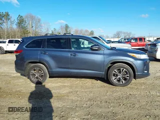 2018 Toyota Highlander LE with VIN 5TDZZRFH1JS246973, listed as a IAAI auction lot 41724379 with 185,461 mi miles and . Bid and sale history available at DreamBid. Image 13.