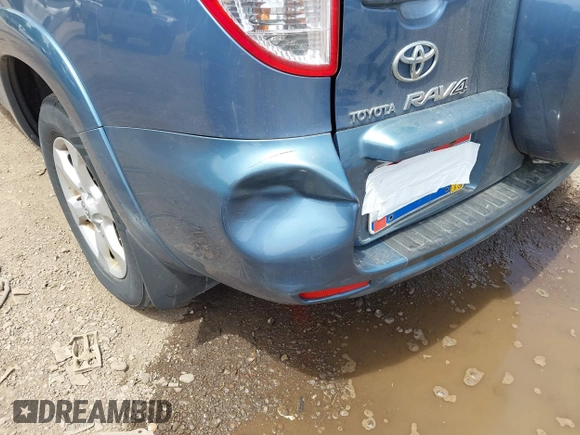 2009 Toyota RAV4 Limited with VIN JTMBK31V995080848, listed as a IAAI auction lot 42290842 with 400,644 mi miles and . Bid and sale history available at DreamBid. Image 6.