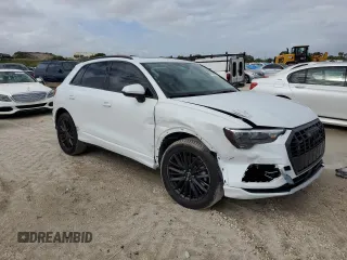 2022 Audi Q3 Premium with VIN WA1AUCF33N1096097, listed as a Copart auction lot 47819003 with 6,838 mi miles. Bid and sale history available at carsss.com. Image 4.