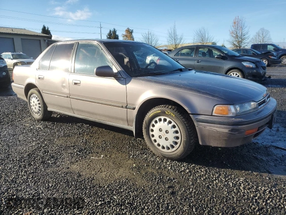 1992 Honda Accord LX z VIN JHMCB7651NC030132, wystawiony jako Copart lot #85348914 z przebiegiem 240 380 mil mil oraz Szkoda całkowita • Salvage title. Historia ofert i sprzedaży dostępna na DreamBid. Obrazek 4.