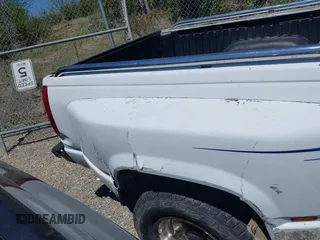 1991 GMC Sierra 1500 with VIN 2GTHC39N2M1512024, listed as a IAAI auction lot 42133143 with 216,701 mi miles and . Bid and sale history available at DreamBid. Image 18.
