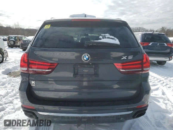 2014 BMW X5 xDrive50i with VIN 5UXKR6C53E0J72957, listed as a Copart auction lot 44386365 with 111,382 mi miles and Clean Title. Bid and sale history available at carsss.com. Image 6.