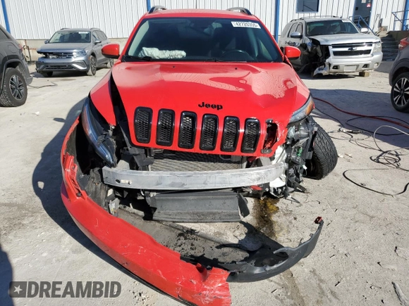 2018 Jeep Cherokee Latitude with VIN 1C4PJMCX6JD599735, listed as a Copart auction lot 42720355 with 86,293 mi miles and Non repairable. Bid and sale history available at DreamBid. Image 5.