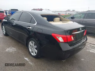 2009 Lexus ES 350 with VIN JTHBJ46G192320347, listed as a IAAI auction lot 41955969 with 140,711 mi miles. Bid and sale history available at carsss.com. Image 3.