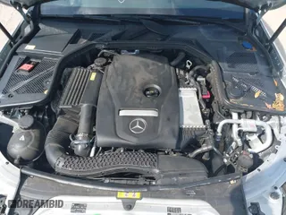2015 Mercedes-Benz C-Class C 300 Luxury with VIN 55SWF4KB2FU005126, listed as a IAAI auction lot 41811774 with 68,158 mi miles. Bid and sale history available at carsss.com. Image 10.