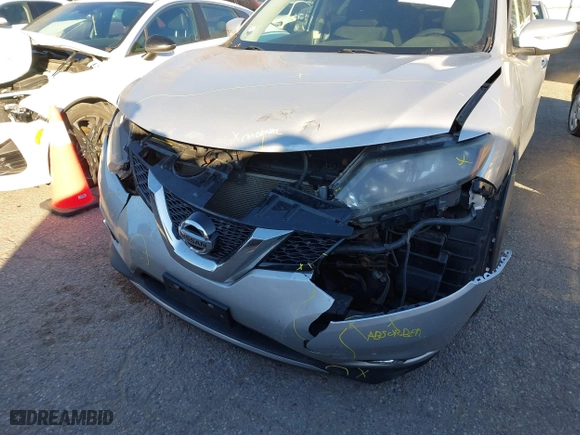2016 Nissan Rogue S with VIN 5N1AT2MM8GC730313, listed as a IAAI auction lot 40823920 with 140,036 mi miles. Bid and sale history available at carsss.com. Image 6.