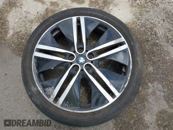 2017 BMW i3 z VIN WBY1Z8C5XHV889564, wystawiony jako IAAI lot #42239516 z przebiegiem 54 400 mil mil oraz . Historia ofert i sprzedaży dostępna na DreamBid. Obrazek 12.