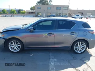 2014 Lexus CT 200h с VIN JTHKD5BH7E2207072, выставлен на аукционе IAAI как лот 42385156 с пробегом 151 551 миль миль и . История ставок и продаж доступна на DreamBid. Изображение 14.