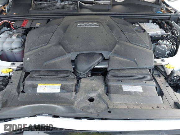 2022 Audi Q7 Premium Plus with VIN WA1LXBF75ND017721, listed as a IAAI auction lot 40819509 with 33,234 mi miles and . Bid and sale history available at DreamBid. Image 10.
