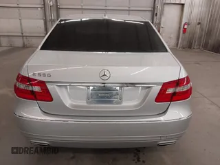 2011 Mercedes-Benz E 550 Luxury с VIN WDDHF7CBXBA346597, выставлен на аукционе IAAI как лот 42060007 с пробегом 120 123 миль миль и . История ставок и продаж доступна на DreamBid. Изображение 16.