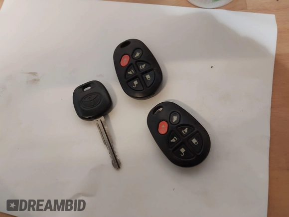 2004 Toyota Sienna XLE with VIN 5TDBA22C14S009558, listed as a IAAI auction lot 41843863 with 232,922 mi miles and . Bid and sale history available at DreamBid. Image 11.