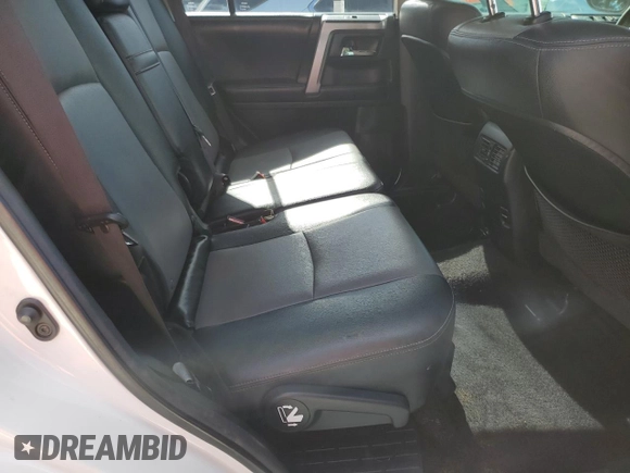 2016 Toyota 4Runner SR5 with VIN JTEZU5JR6G5142934, listed as a Copart auction lot 62156775 with 208,875 mi miles and Clean title. Bid and sale history available at DreamBid. Image 11.