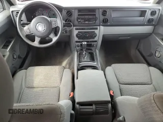2006 Jeep Commander z VIN 1J8HG48K76C131681, wystawiony jako Copart lot #64386985 z przebiegiem 142 135 mil mil oraz Szkoda całkowita • Salvage title. Historia ofert i sprzedaży dostępna na DreamBid. Obrazek 8.