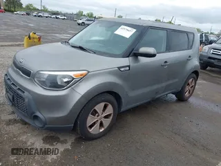 2015 Kia Soul z VIN KNDJN2A28F7219581, wystawiony jako IAAI lot #41979657 z przebiegiem 172 688 mil mil oraz . Historia ofert i sprzedaży dostępna na DreamBid. Obrazek 2.