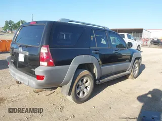 2003 Toyota 4Runner SR5 z VIN JTEZU14R030001935, wystawiony jako IAAI lot #42262364 z przebiegiem 262 884 mil mil oraz . Historia ofert i sprzedaży dostępna na DreamBid. Obrazek 4.
