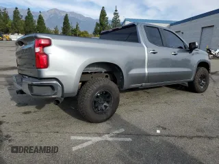 2019 Chevrolet Silverado 1500 LT with VIN 1GCRWCED2KZ334872, listed as a Copart auction lot 86397084 with 50,639 mi miles and Salvage Title. Bid and sale history available at DreamBid. Image 3.