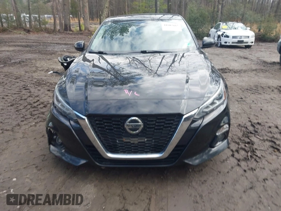 2019 Nissan Altima 2.5 SV with VIN 1N4BL4DV2KC220096, listed as a IAAI auction lot 41802662 with 77,941 mi miles. Bid and sale history available at carsss.com. Image 12.
