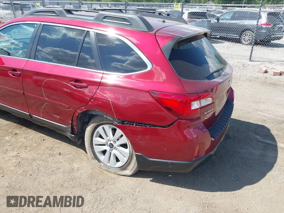 2015 Subaru Outback Premium with VIN 4S4BSBFC8F3290152, listed as a IAAI auction lot 42272736 with 44,006 mi miles and . Bid and sale history available at DreamBid. Image 6.