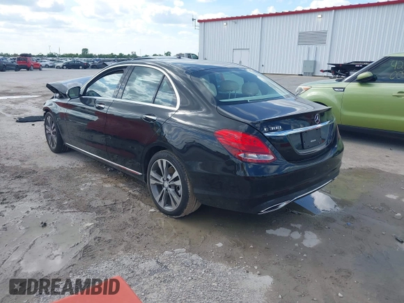 2016 Mercedes-Benz C 300 z VIN 55SWF4JB8GU131378, wystawiony jako IAAI lot #42206961 z przebiegiem Nie podano mil oraz . Historia ofert i sprzedaży dostępna na DreamBid. Obrazek 3.