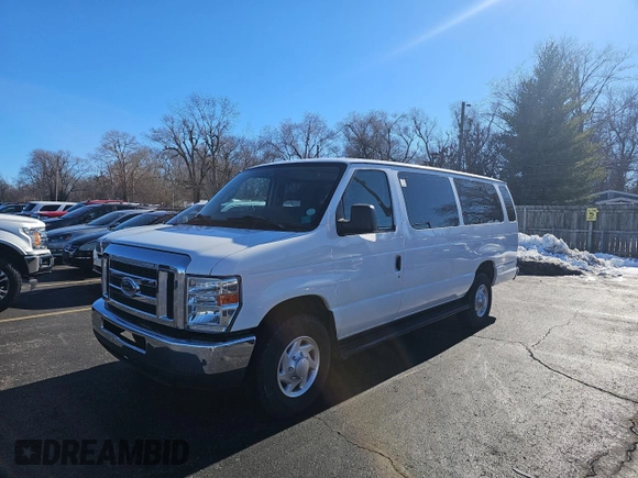 2013 Ford Econoline Passenger XL with VIN 1FBSS3BL2DDA04310, listed as a Copart auction lot 89328785 with 211,391 mi miles and Clean Title. Bid and sale history available at DreamBid. Image 2.