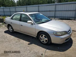 1998 Honda Accord EX z VIN 1HGCG5653WA073179, wystawiony jako Copart lot #57688325 z przebiegiem Nie podano mil oraz Szkoda całkowita • Salvage title. Historia ofert i sprzedaży dostępna na DreamBid. Obrazek 4.
