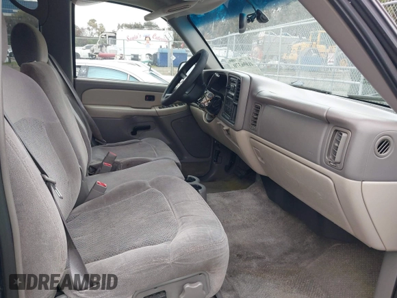 2002 Chevrolet Tahoe LS with VIN 1GNEC13T92R201832, listed as a IAAI auction lot 41896370 with 262,491 mi miles and . Bid and sale history available at DreamBid. Image 5.