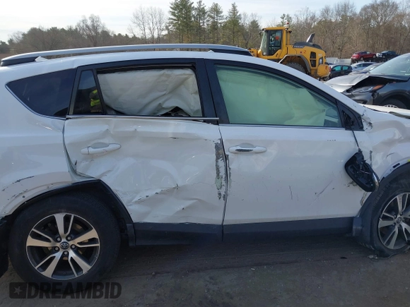 2018 Toyota RAV4 XLE with VIN JTMRFREV1JJ259705, listed as a IAAI auction lot 41779233 with 73,099 mi miles. Bid and sale history available at carsss.com. Image 13.
