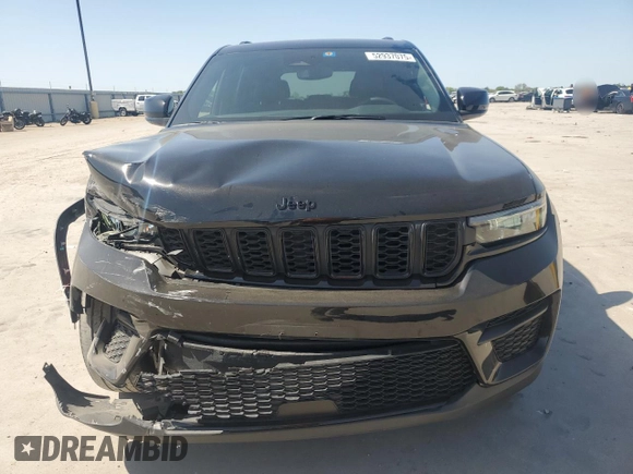 2023 Jeep Grand Cherokee Altitude z VIN 1C4RJHAG3PC561011, wystawiony jako Copart lot #52937075 z przebiegiem 29 815 mil mil oraz Szkoda całkowita • Salvage title. Historia ofert i sprzedaży dostępna na DreamBid. Obrazek 5.