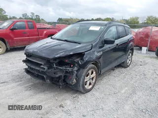 2016 Ford Escape SE z VIN 1FMCU0GX7GUC39581, wystawiony jako IAAI lot #41723962 z przebiegiem 102 568 mil mil oraz . Historia ofert i sprzedaży dostępna na DreamBid. Obrazek 2.
