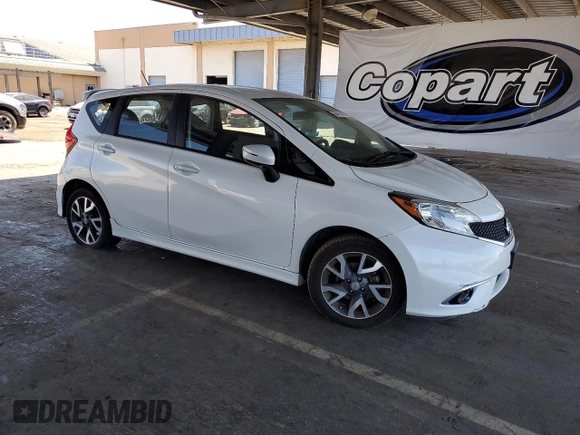 2015 Nissan Note S Plus with VIN 3N1CE2CP7FL435521, listed as a Copart auction lot 64794875 with 60,474 mi miles and Clean title. Bid and sale history available at DreamBid. Image 4.