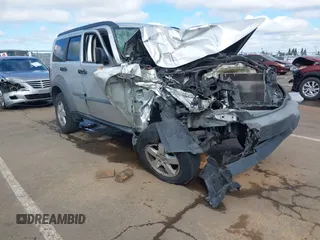 2007 Dodge Nitro SXT z VIN 1D8GT28K97W733499, wystawiony jako IAAI lot #41933632 z przebiegiem Nie podano mil oraz . Historia ofert i sprzedaży dostępna na DreamBid. Obrazek 1.