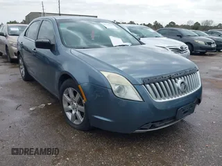 2011 Mercury Milan Premier with VIN 3MEHM0JG4BR605367, listed as a IAAI auction lot 41721048 with 215,476 mi miles. Bid and sale history available at carsss.com. Image 1.
