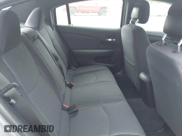 2013 Chrysler 200 Touring z VIN 1C3CCBBG7DN715834, wystawiony jako IAAI lot #42375780 z przebiegiem 157 484 mil mil oraz . Historia ofert i sprzedaży dostępna na DreamBid. Obrazek 8.