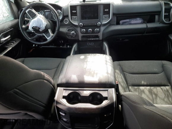 2021 Ram 1500 Big Horn с VIN 1C6RREFG4MN801965, выставлен на аукционе Copart как лот 56378395 с пробегом 86 767 миль миль и На запчасти • Non repairable. История ставок и продаж доступна на DreamBid. Изображение 8.