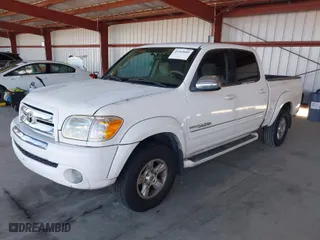 2005 Toyota Tundra SR5 with VIN 5TBET34155S475769, listed as a IAAI auction lot 41663685 with 271,212 mi miles. Bid and sale history available at carsss.com. Image 2.