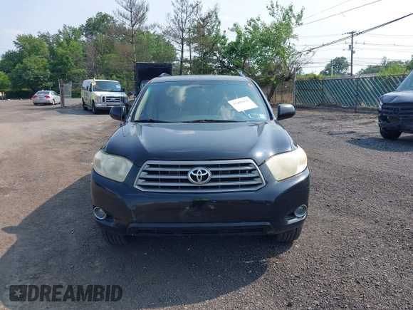2009 Toyota Highlander z VIN JTEDS41A292082496, wystawiony jako IAAI lot #42495433 z przebiegiem 100 118 mil mil oraz . Historia ofert i sprzedaży dostępna na DreamBid. Obrazek 12.