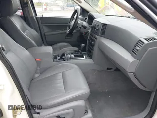 2005 Jeep Grand Cherokee Laredo with VIN 1J4HR48N45C631950, listed as a IAAI auction lot 42365963 with 146,757 mi miles and . Bid and sale history available at DreamBid. Image 5.
