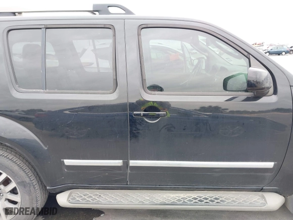 2012 Nissan Pathfinder SV with VIN 5N1AR1NN0CC634556, listed as a IAAI auction lot 41277695 with 197,406 mi miles. Bid and sale history available at carsss.com. Image 14.