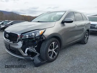 2016 Kia Sorento EX with VIN 5XYPH4A57GG107009, listed as a IAAI auction lot 40882550 with 163,329 mi miles. Bid and sale history available at carsss.com. Image 6.