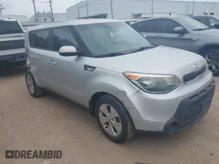 2014 Kia Soul with VIN KNDJN2A27E7723649, listed as a IAAI auction lot 42047517 with 183,092 mi miles. Bid and sale history available at carsss.com. Image 1.