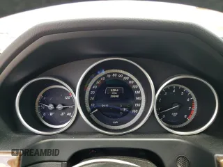 2015 Mercedes-Benz E 350 Luxury with VIN WDDHF8JB2FB127447, listed as a Copart auction lot 51243795 with 59,848 mi miles and Salvage Title. Bid and sale history available at DreamBid. Image 9.
