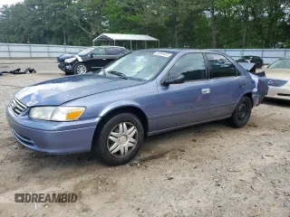 2000 Toyota Camry CE z VIN 4T1BG22K1YU655220, wystawiony jako Copart lot #56684835 z przebiegiem 219 018 mil mil oraz Szkoda całkowita • Salvage title. Historia ofert i sprzedaży dostępna na DreamBid. Obrazek 1.