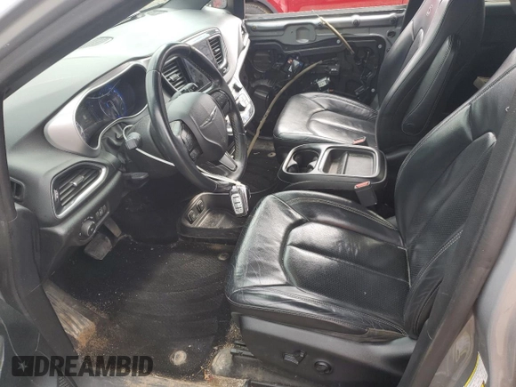 2018 Chrysler Pacifica Touring L with VIN 2C4RC1BGXJR194588, listed as a Copart auction lot 53236885 with 149,968 mi miles and Salvage Title. Bid and sale history available at DreamBid. Image 7.