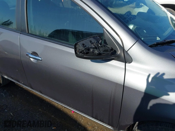 2016 Nissan Versa S Plus with VIN 3N1CN7APXGL846655, listed as a IAAI auction lot 42105049 with 57,918 mi miles. Bid and sale history available at carsss.com. Image 6.