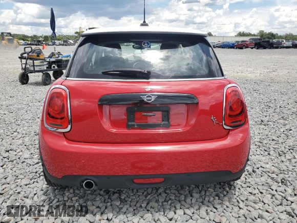 2019 MINI Hardtop Cooper с VIN WMWXP5C59K2H32200, выставлен на аукционе Copart как лот 62557905 с пробегом 17 257 миль миль и Списание • Salvage title. История ставок и продаж доступна на DreamBid. Изображение 6.