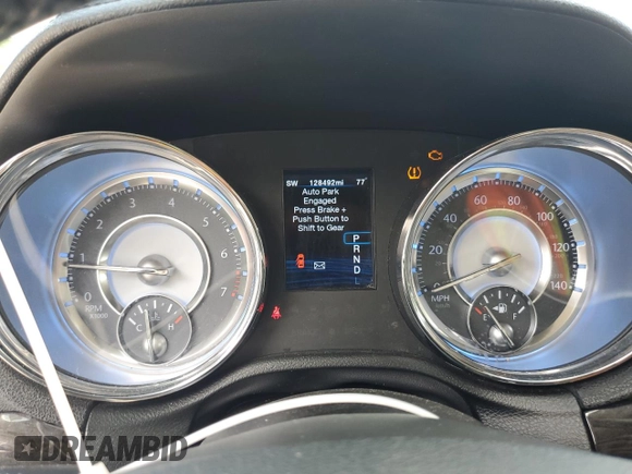 2012 Chrysler 300 Limited z VIN 2C3CCACG9CH173300, wystawiony jako Copart lot #52019775 z przebiegiem 128 492 mil mil oraz Szkoda całkowita • Salvage title. Historia ofert i sprzedaży dostępna na DreamBid. Obrazek 9.