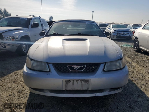 2000 Ford Mustang with VIN 1FAFP4441YF169212, listed as a Copart auction lot 83666634 with 114,252 mi miles and Clean Title. Bid and sale history available at carsss.com. Image 5.